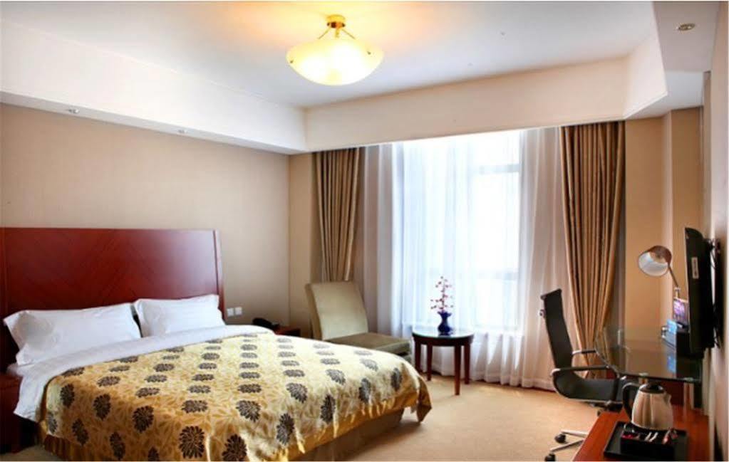Dalian Furong International Hotel Екстер'єр фото